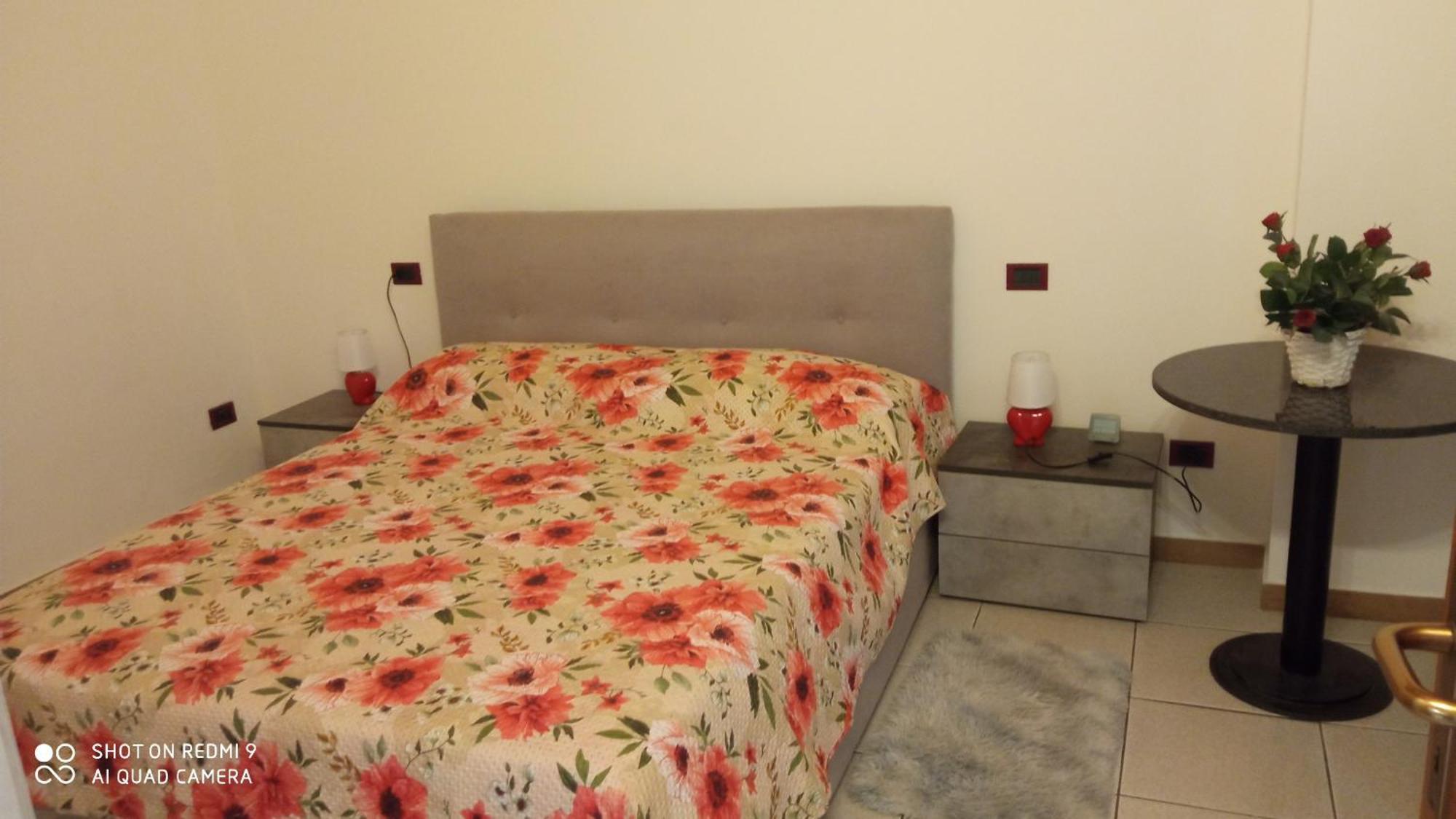 Casa Vanda Luino Bagian luar foto